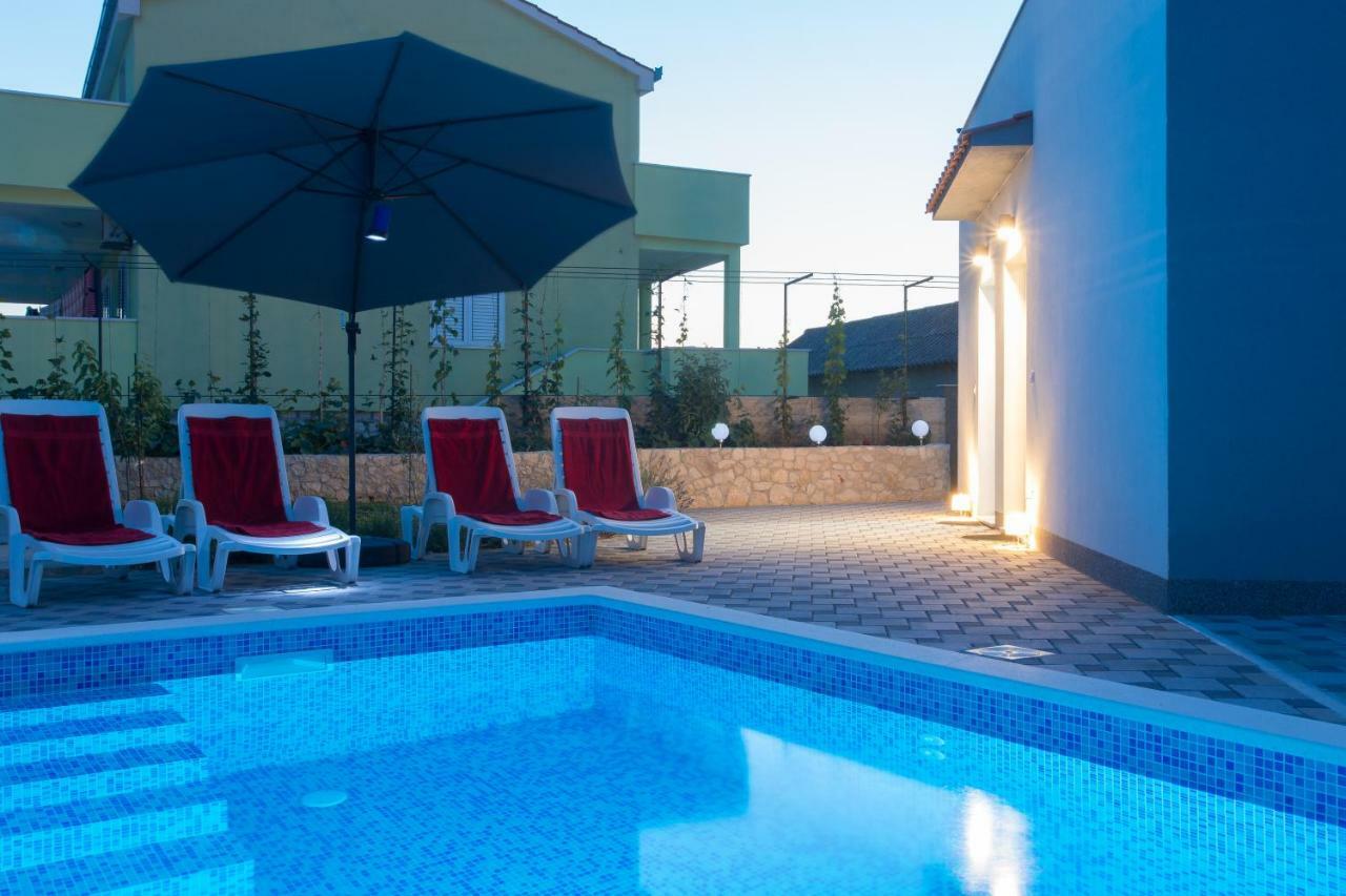 Villa Supuk Vinišće Екстериор снимка